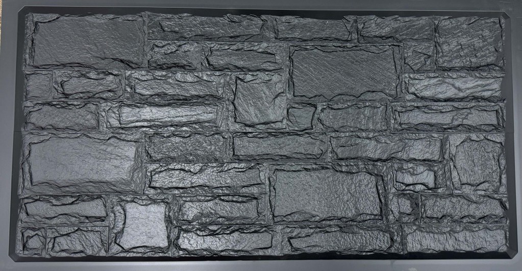 Textured Interlocking Block Liner 1 - Global Wetcast Mould Solutions